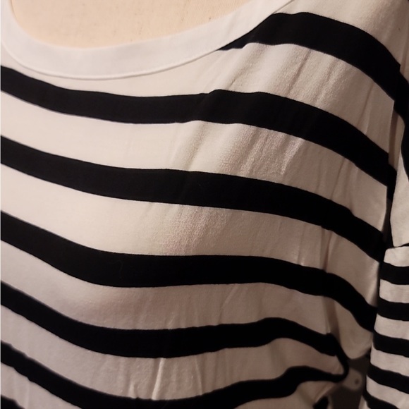 White House Black Market Long Sleeved Tee L - Picture 4 of 5